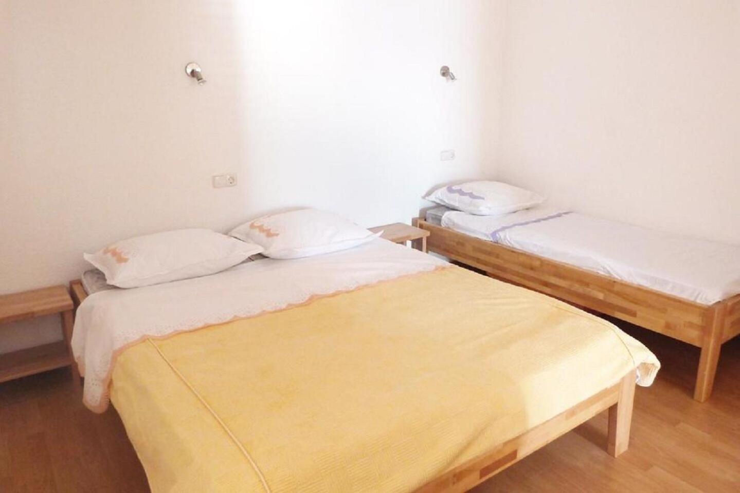 Apartments Niko 皮萨克 外观 照片